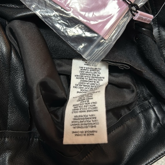 NWT Anthropologie vegan leather pants. - Picture 11 of 11